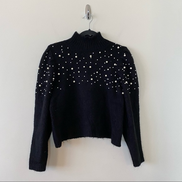 Zara-Knit Sweater with Faux Pearls (Large) - Picture 1 of 10